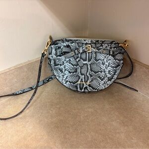 Stylish Snake Print Crossbody Bag